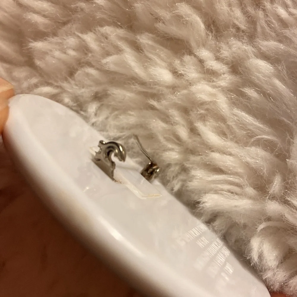 Walt Disney Vintage Mickey Mouse Badge Pin - Picture 3 of 4